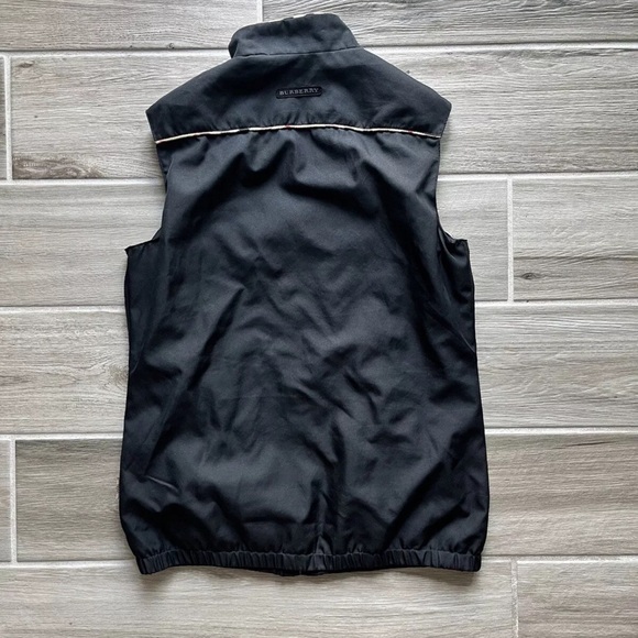 Burberry Womens Golf Vest - Black Full Zip - Size X-Small - 100% authentic - Picture 8 of 10
